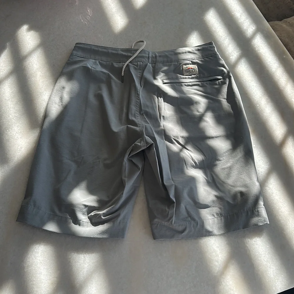 Faherty all day gray shorts